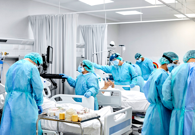 Crisis care staff in hospital